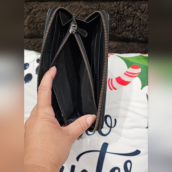 BOTTEGA VENETA Leather Intrecciato Nappa Zip-Around Wallet - Picture 15 of 15